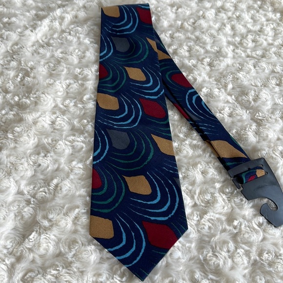 Camarillo  Men’s Silk Tie Printed Navy Multi Color NWT - Picture 6 of 9